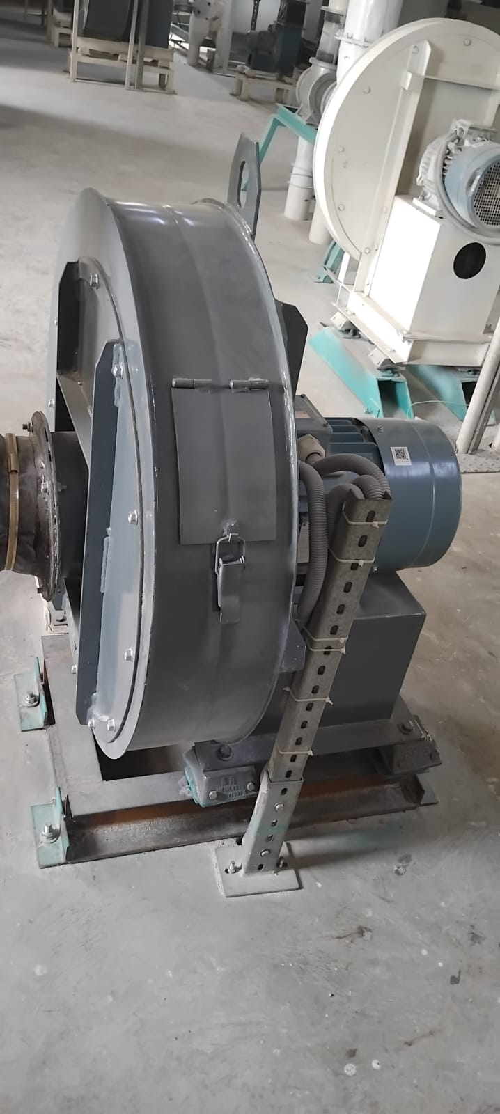 Centrifugal Machine